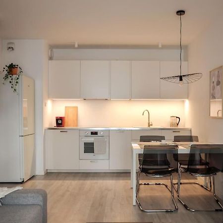 Platinum Jaglana Apartment - Wyspa Spichrzow กดัญสก์ ภายนอก รูปภาพ