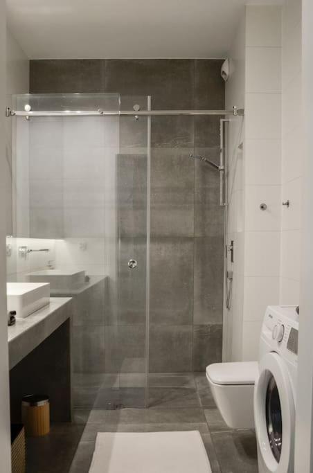 Platinum Jaglana Apartment - Wyspa Spichrzow กดัญสก์ ภายนอก รูปภาพ